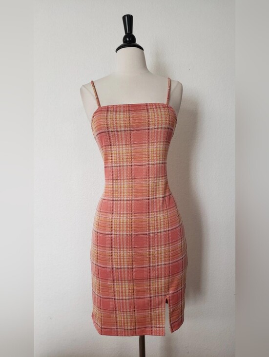 Dresses & Skirts - Plaid Pink Spaghetti-Strap Bodycon Dress